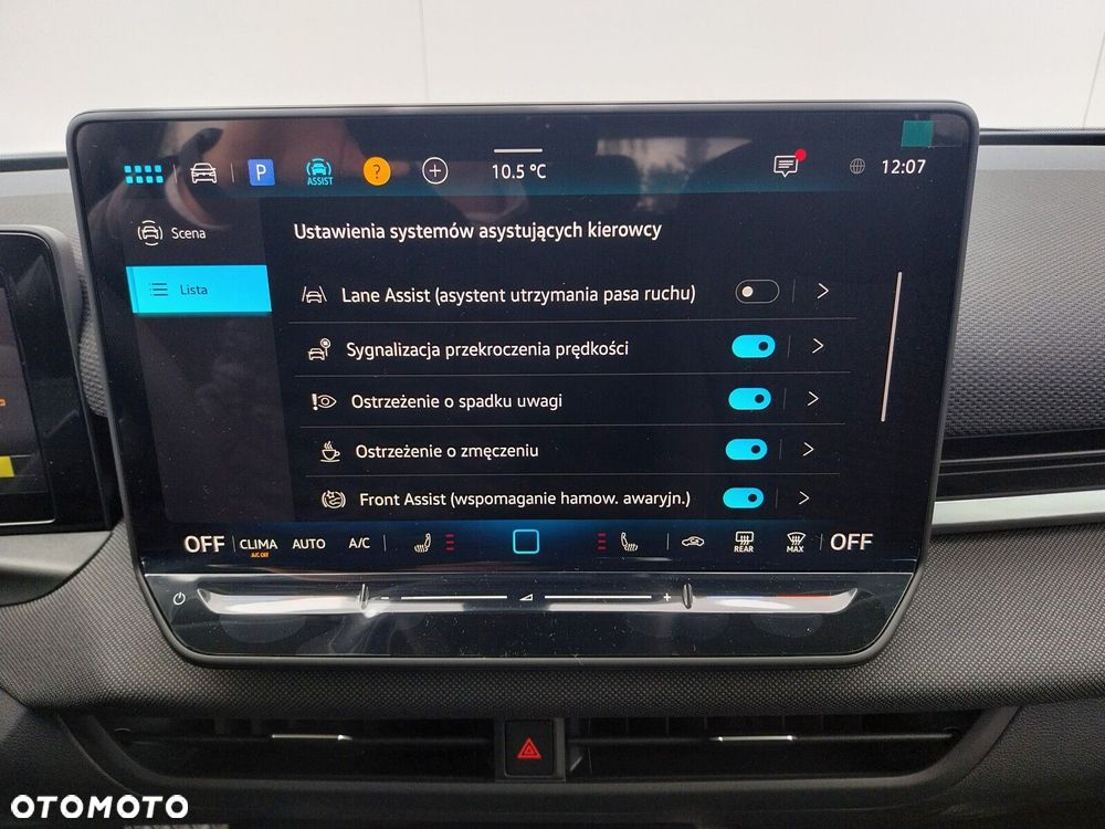 Volkswagen T-Roc - 13