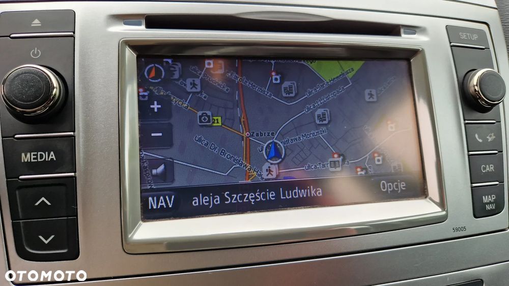 Toyota Avensis 2.0 D-4D Premium - 31