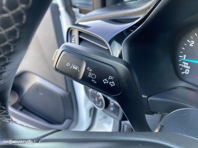 Ford Fiesta 1.0 EcoBoost Hybrid S&S TITANIUM - 15