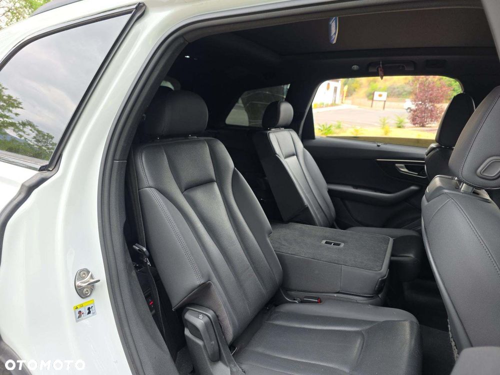 Audi Q7 55 TFSI quattro tiptronic - 16