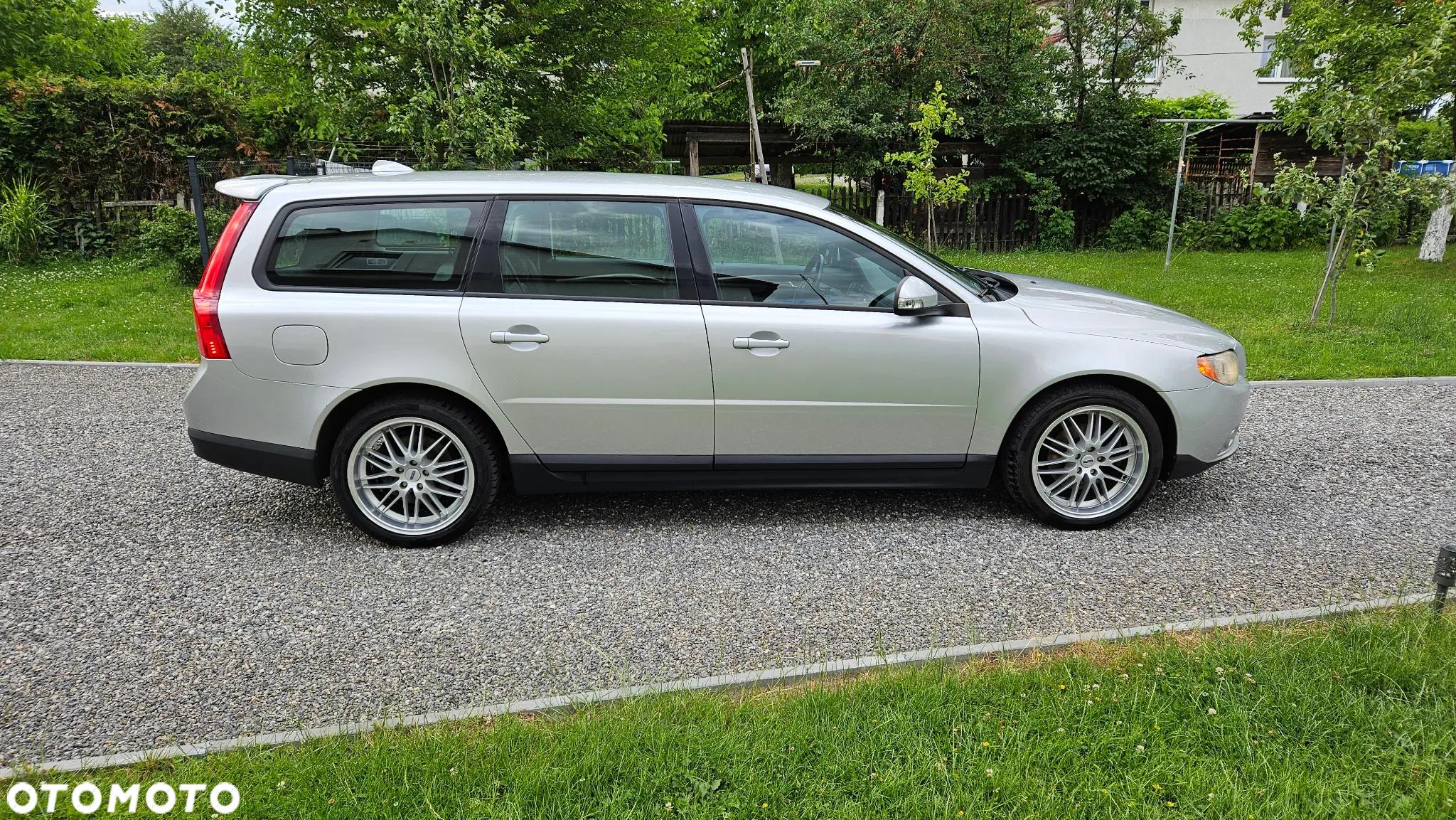 Volvo V70 2.0D Momentum - 5