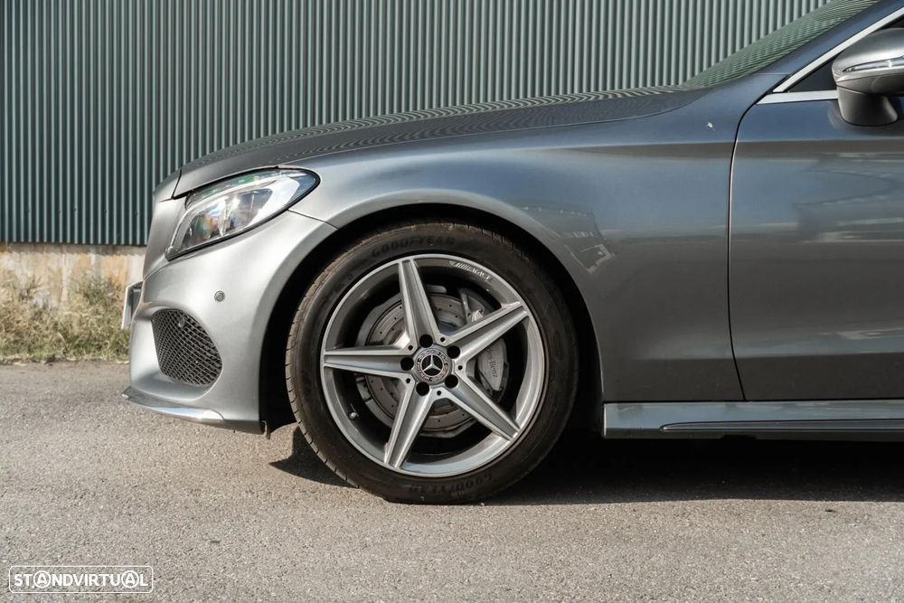 Mercedes-Benz C 220 d Cabrio 9G-Tronic AMG Line - 23