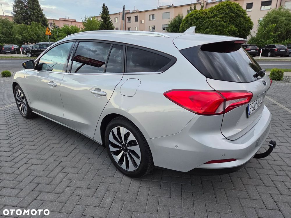 Ford Focus - 12