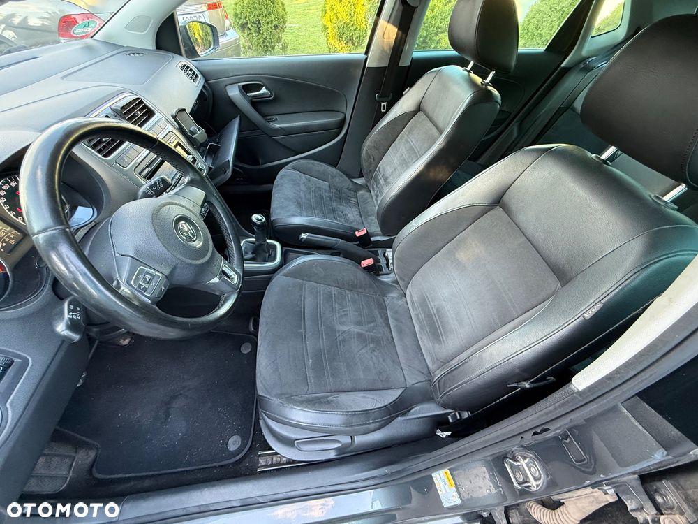 Volkswagen Polo 1.4 16V Highline - 15