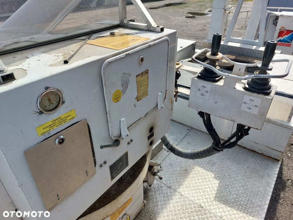 Mercedes-Benz 1414 - 6