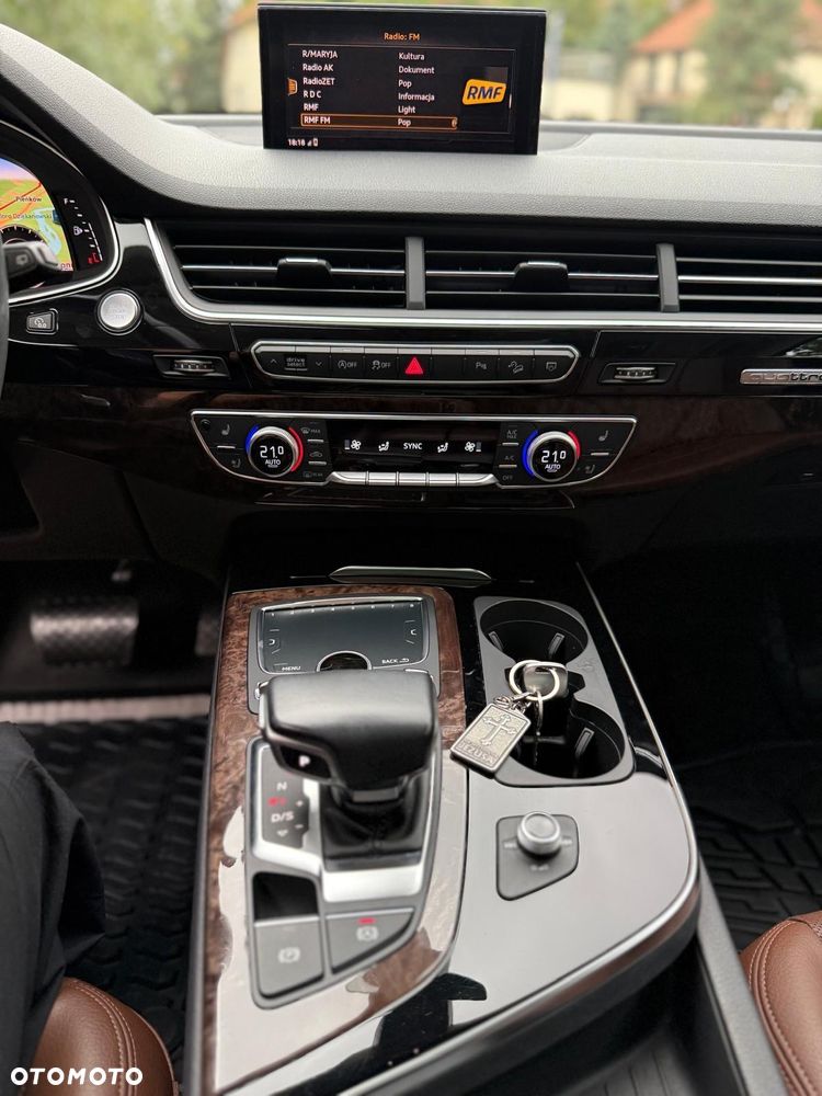 Audi Q7 - 16