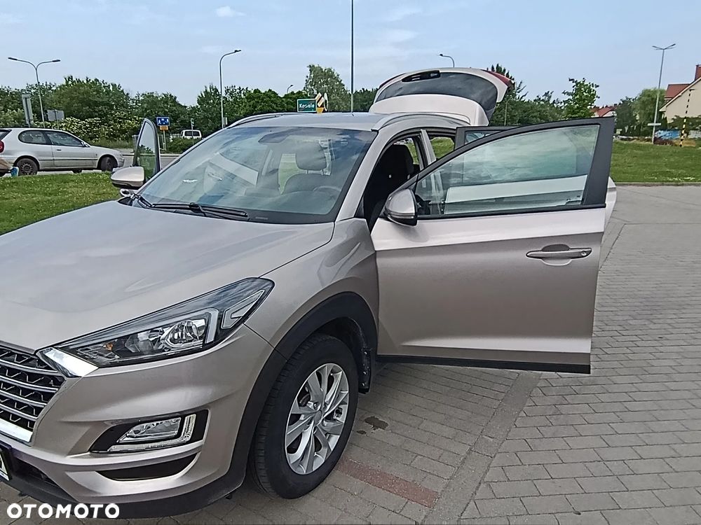 Hyundai Tucson 1.6 GDi Comfort 2WD - 25