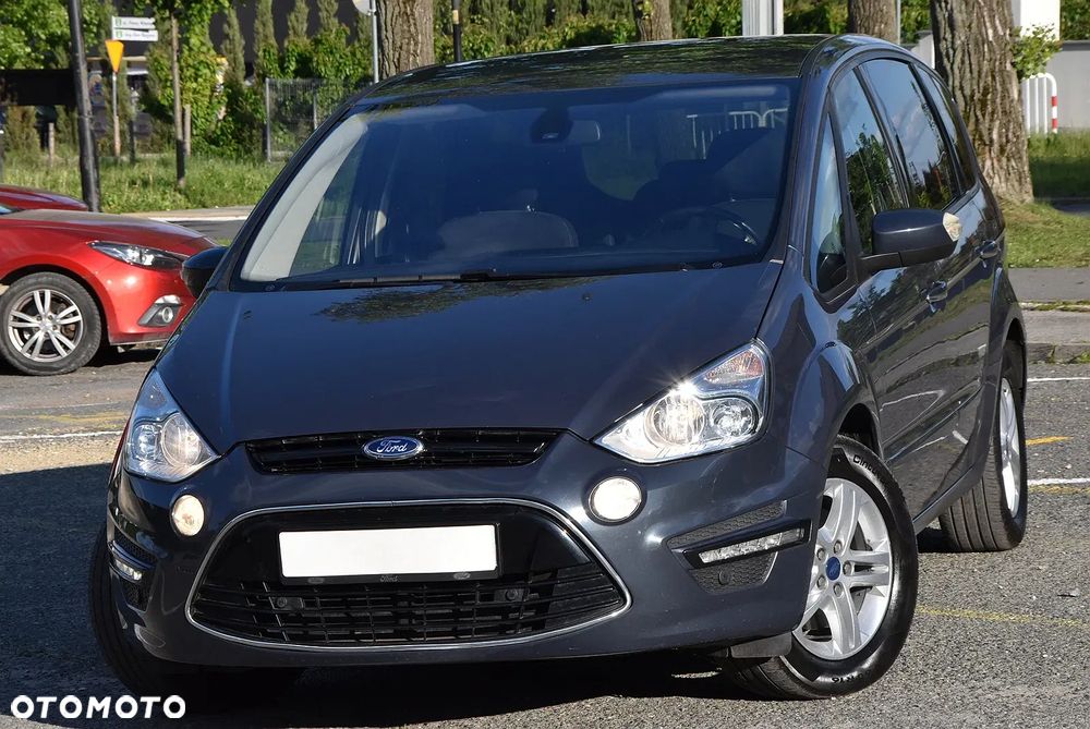 Ford S-Max - 33