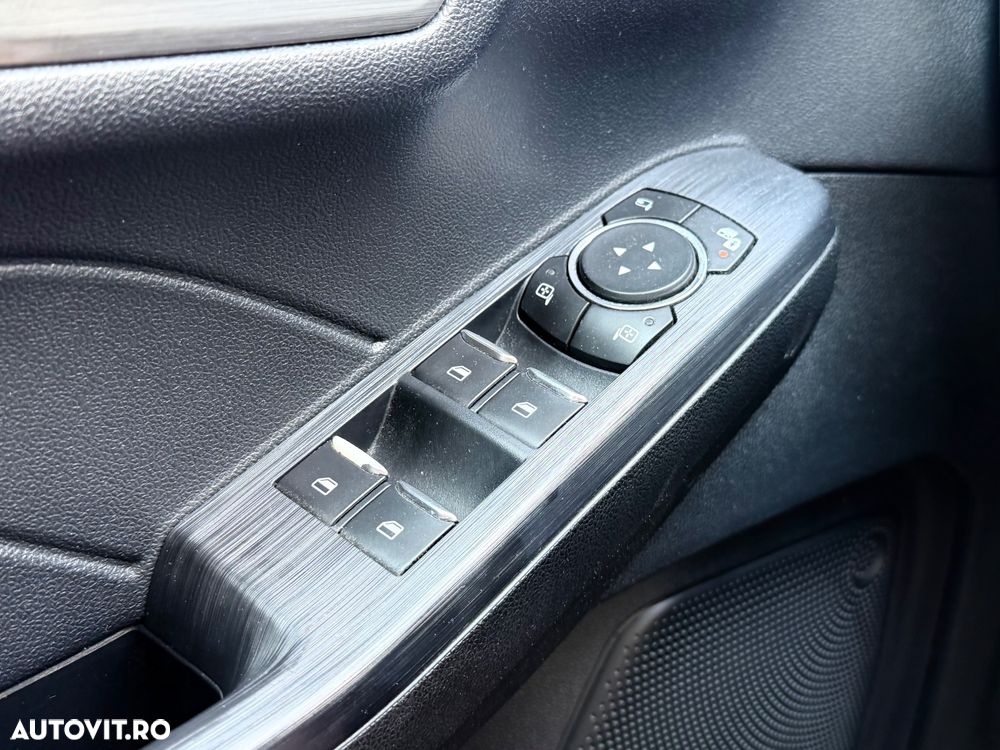 Ford Kuga 2.5 Duratec FHEV AWD Titanium X - 16
