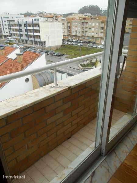 Apartamento T1 grande Alfena Valongo - Grande imagem: 3/12