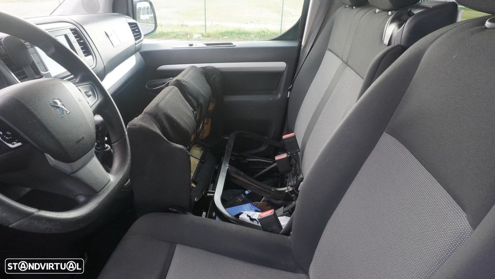 Peugeot Traveller 1.6 BlueHDi L2H1 Standard - 23