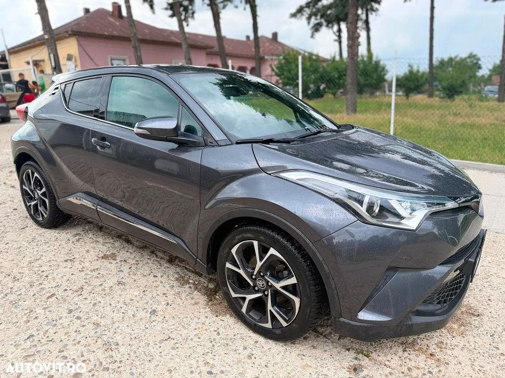 Toyota C-HR Business-Edition - 4