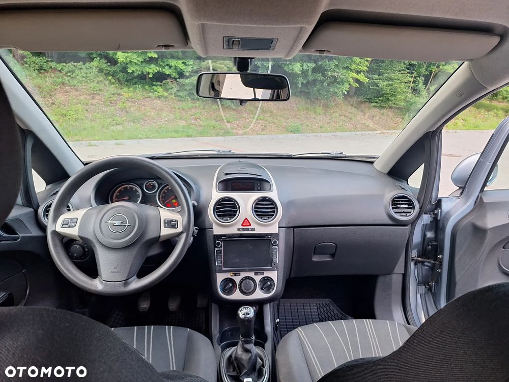 Opel Corsa 1.2 16V Cosmo - 23