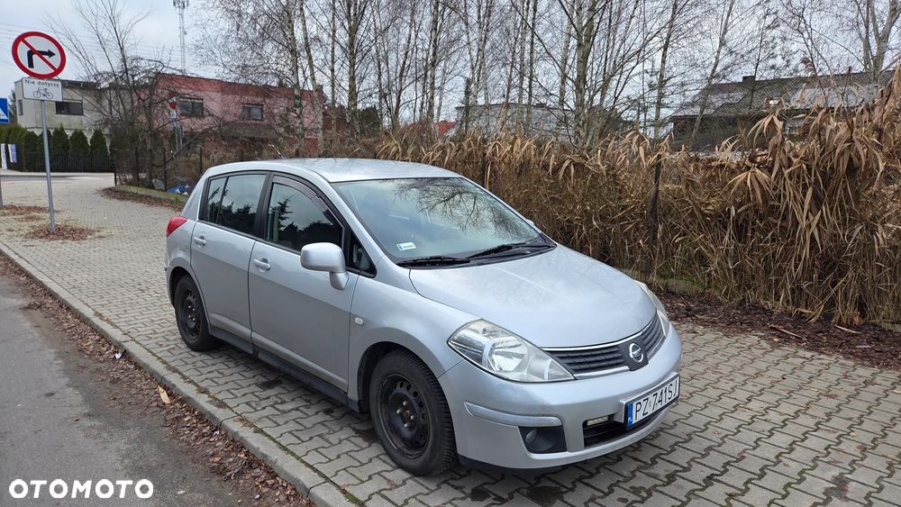 Nissan Tiida 1.8 acenta - 6