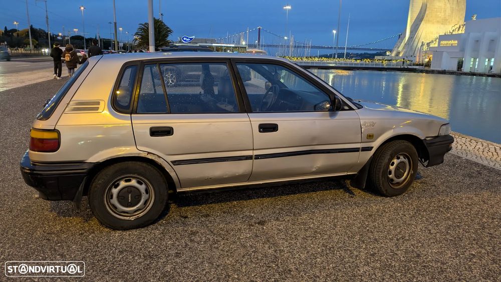 Toyota Corolla LB. 1.3 Cristal Line - 4