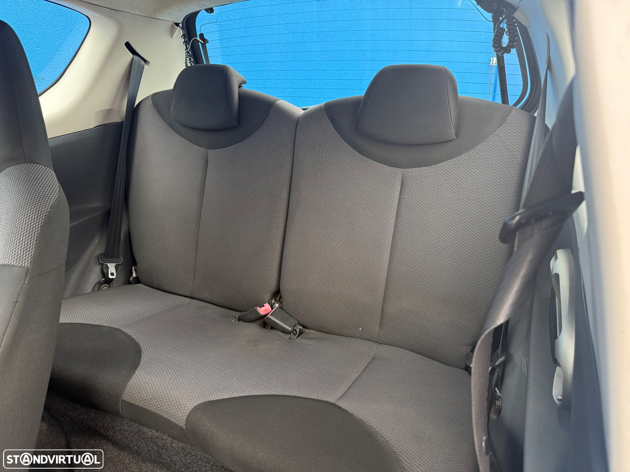 Toyota Aygo 1.0 + AC - 9