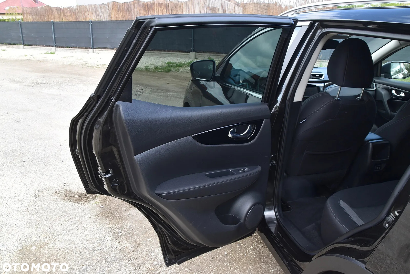 Nissan Qashqai - 16
