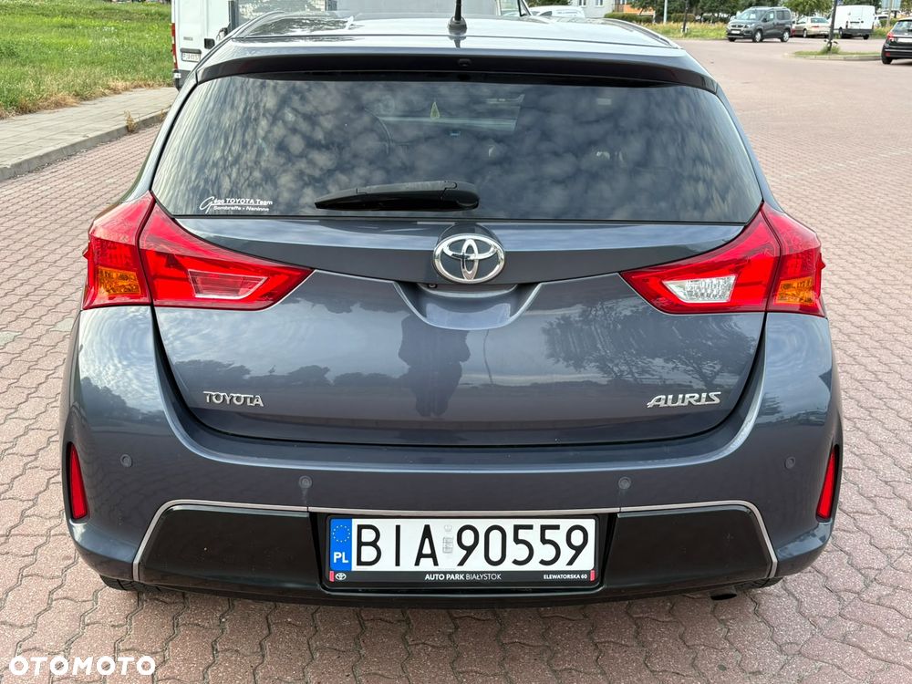 Toyota Auris 1.33 VVT-i Comfort - 2