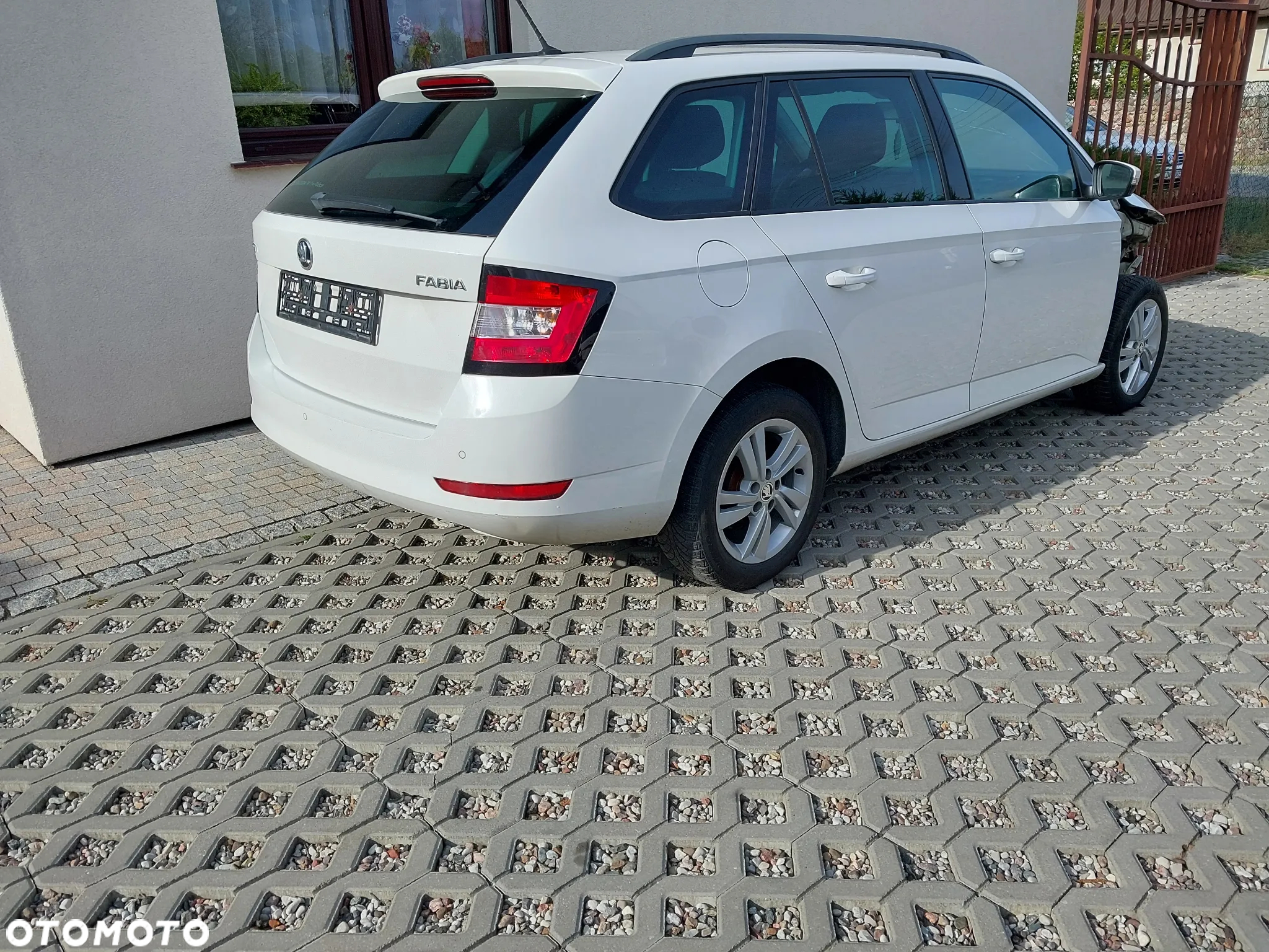 Skoda Fabia 1.0 Ambition - 5