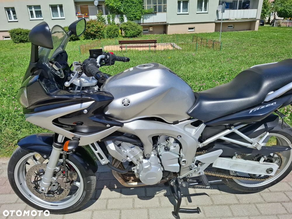 Yamaha FZ6 - 14