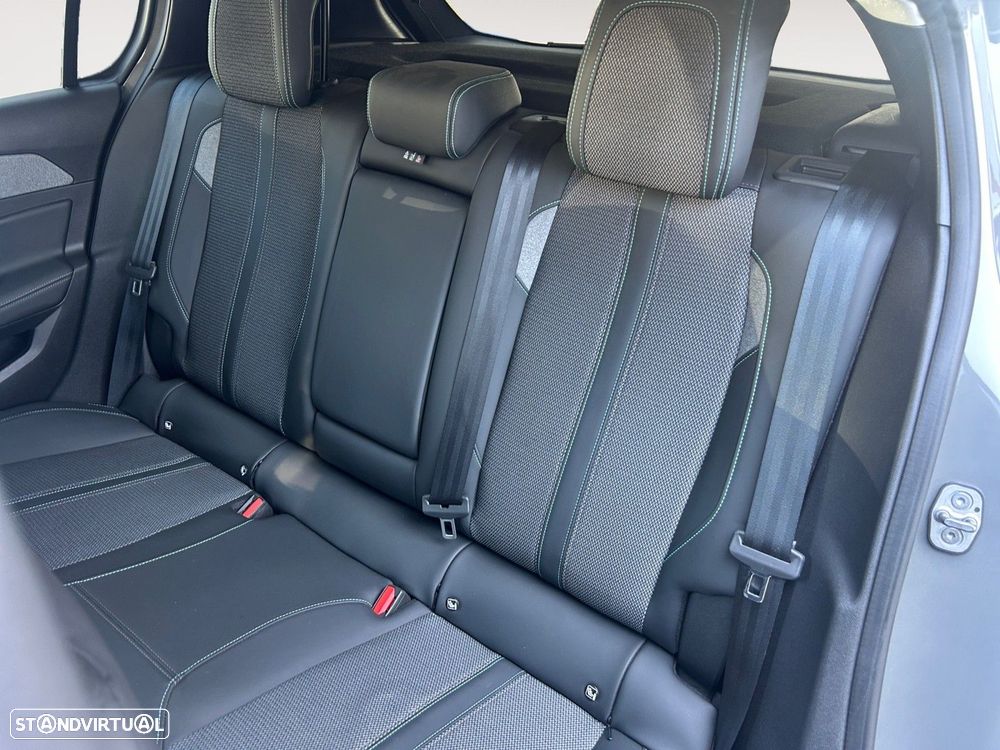 Peugeot 308 1.2 PureTech Allure - 13