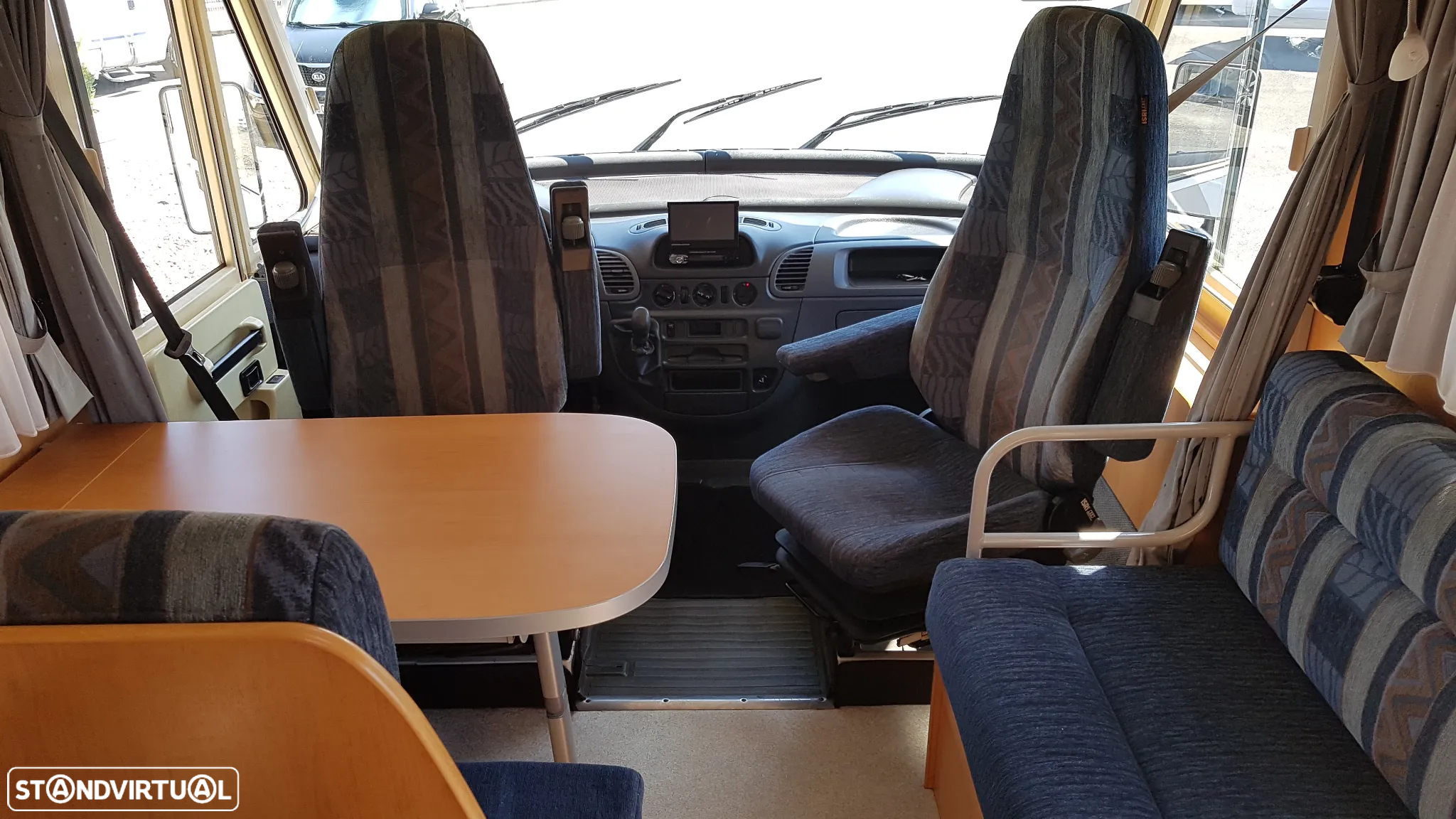 Mercedes-Benz Sprinter hymer classic 5 lugares - 21
