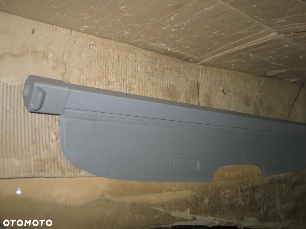 roleta bagaznika nissan primera P11 lift 99-02r. oryginal - 3