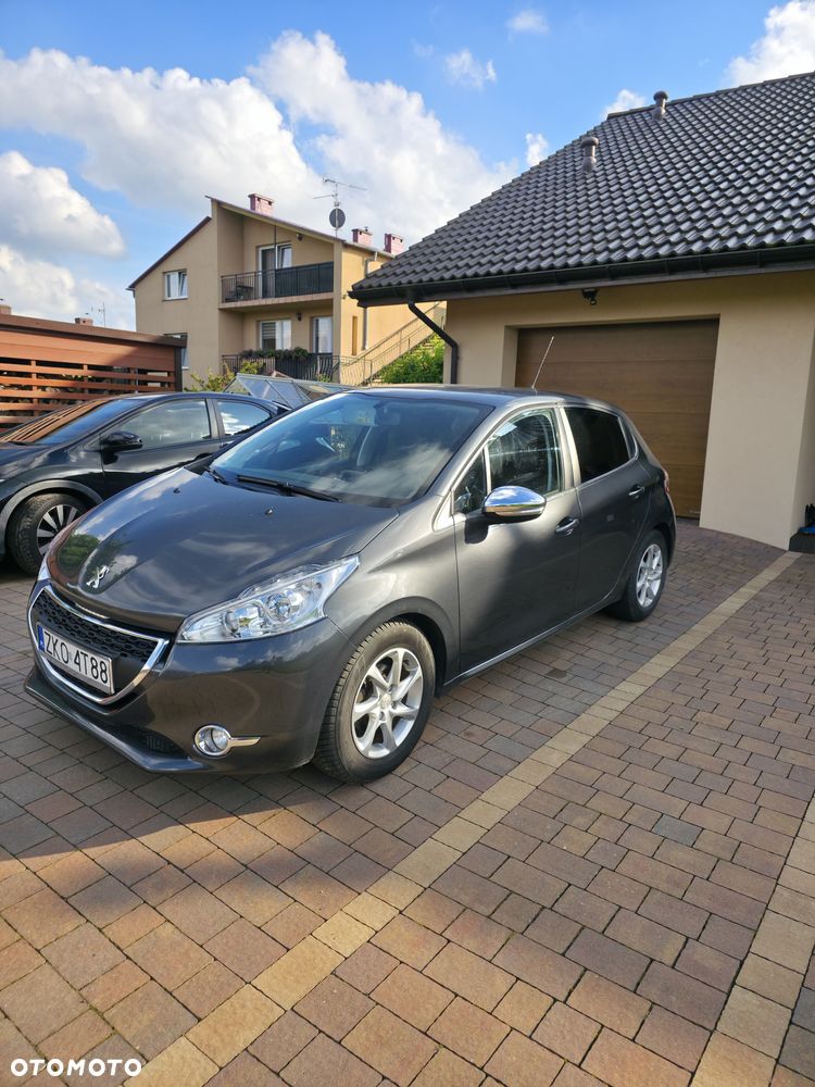 Peugeot 208 1.2 PureTech Style - 4