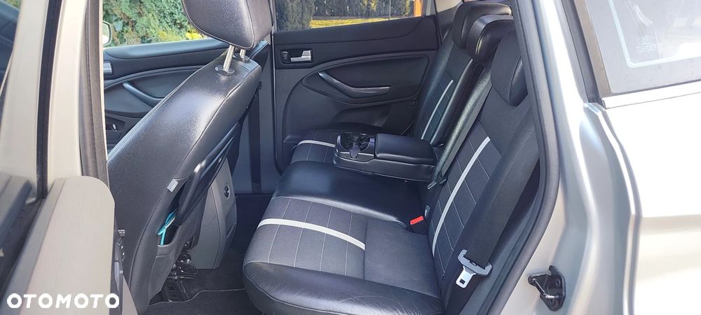 Ford Kuga 2.0 TDCi Titanium - 13