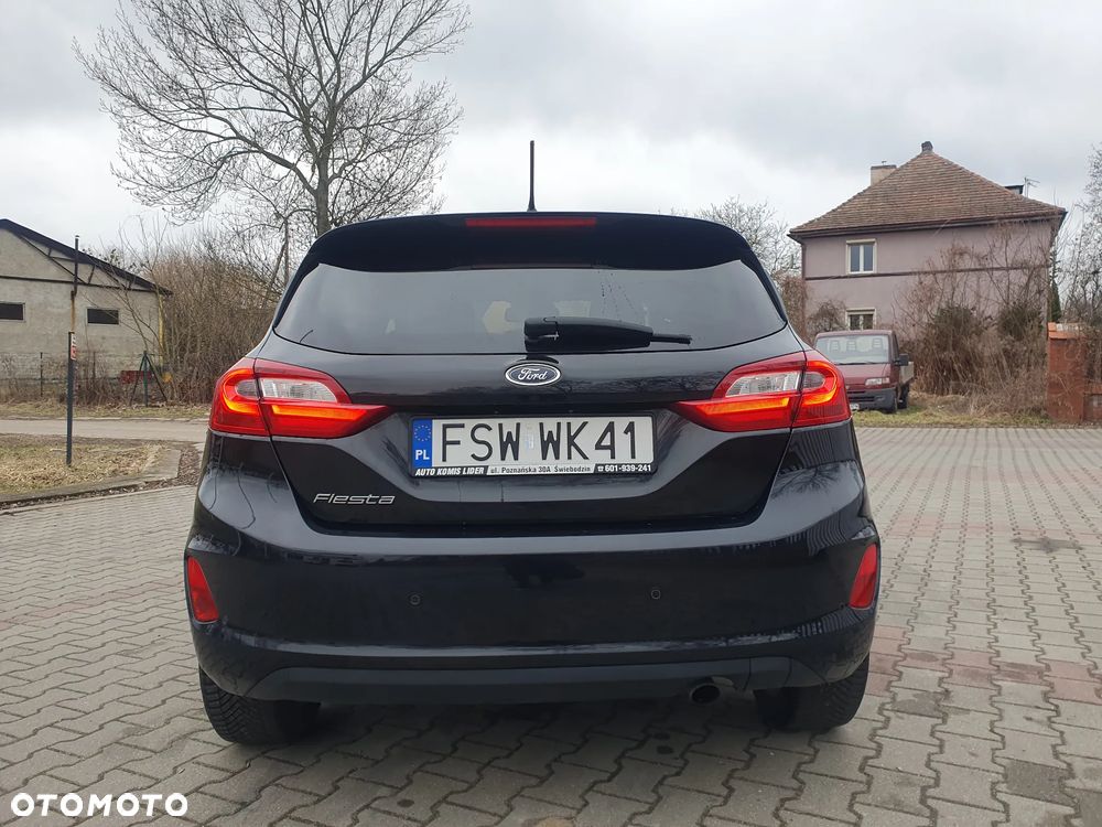 Ford Fiesta 1.0 EcoBoost S&S TITANIUM - 5