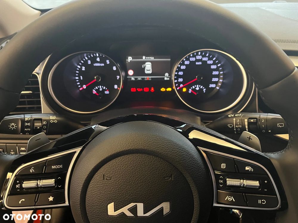 Kia XCeed 1.5 T-GDI M DCT - 12