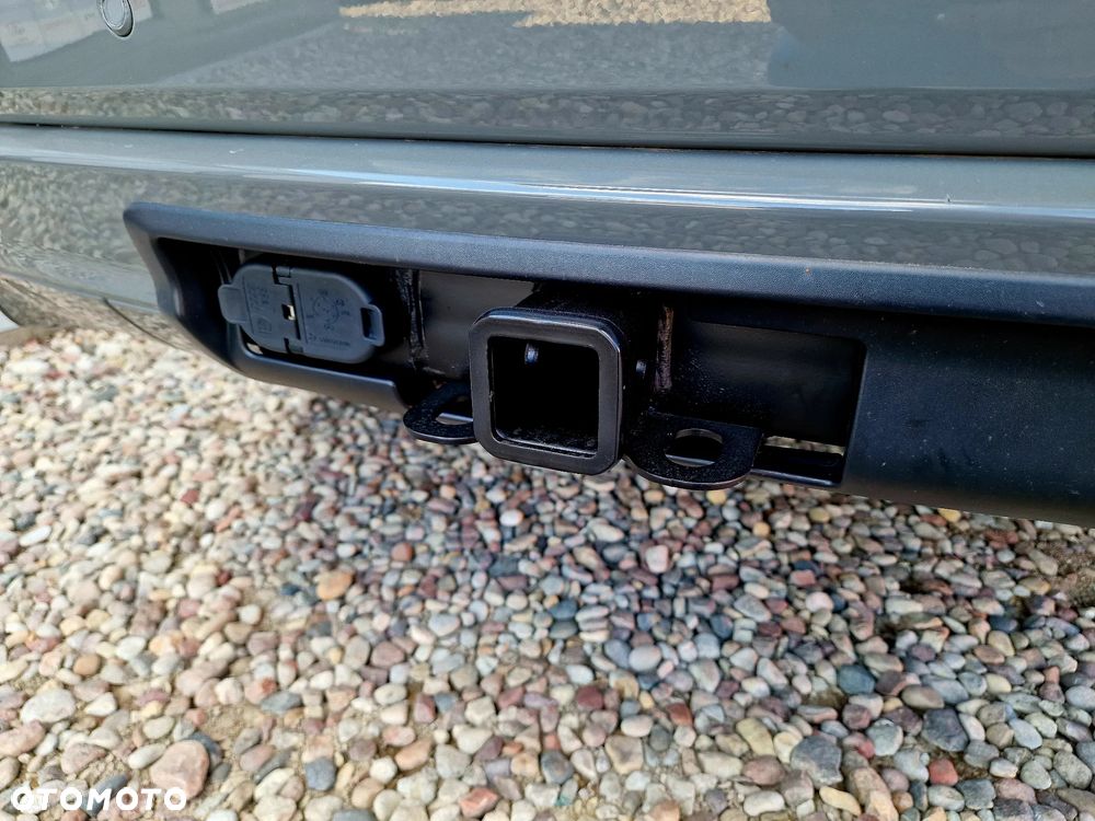 Jeep Grand Cherokee - 12