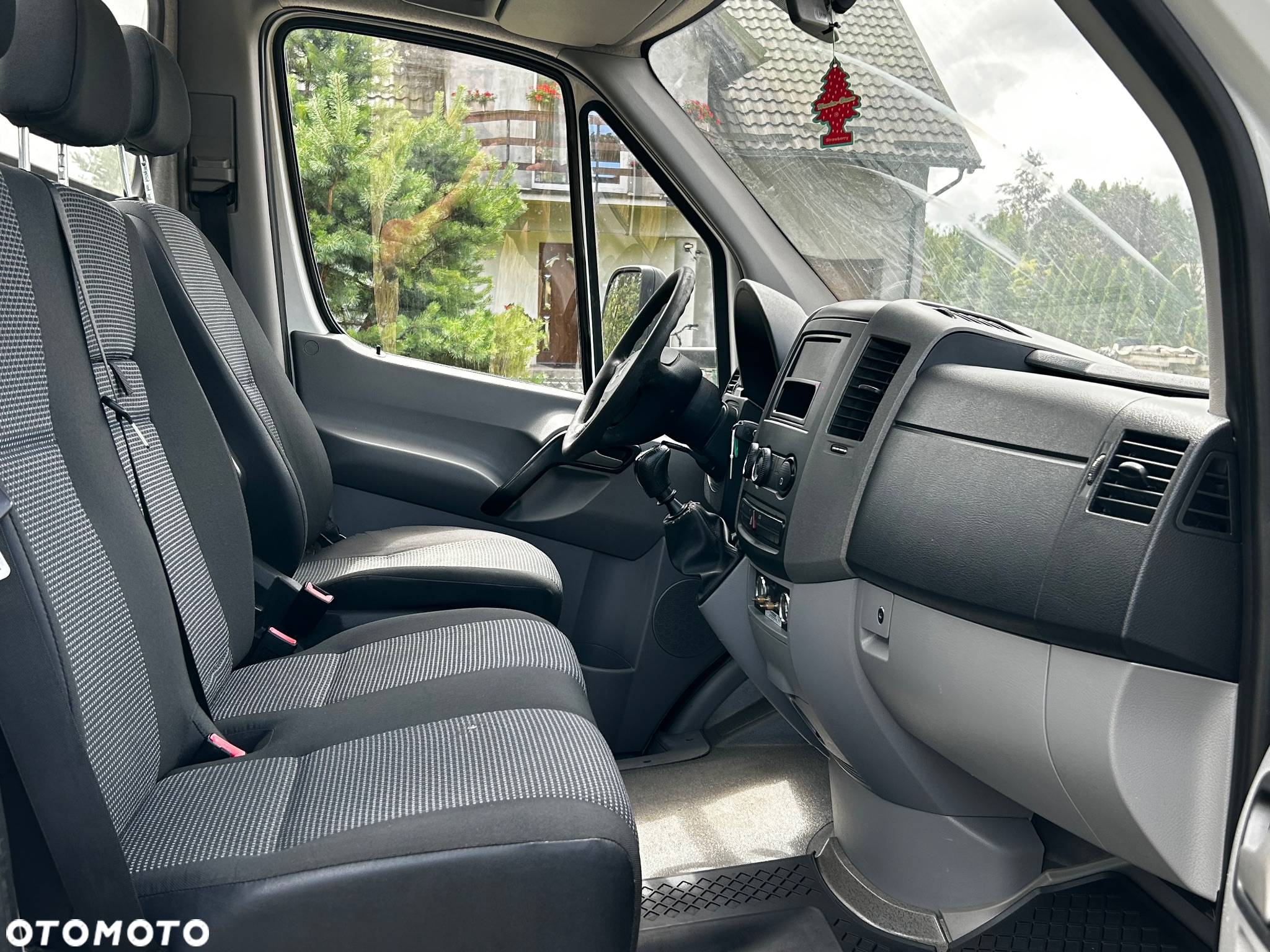 Mercedes-Benz Sprinter - 18