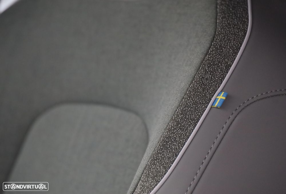 Volvo EX30 69 kWh Single Motor Extended Range Plus - 10