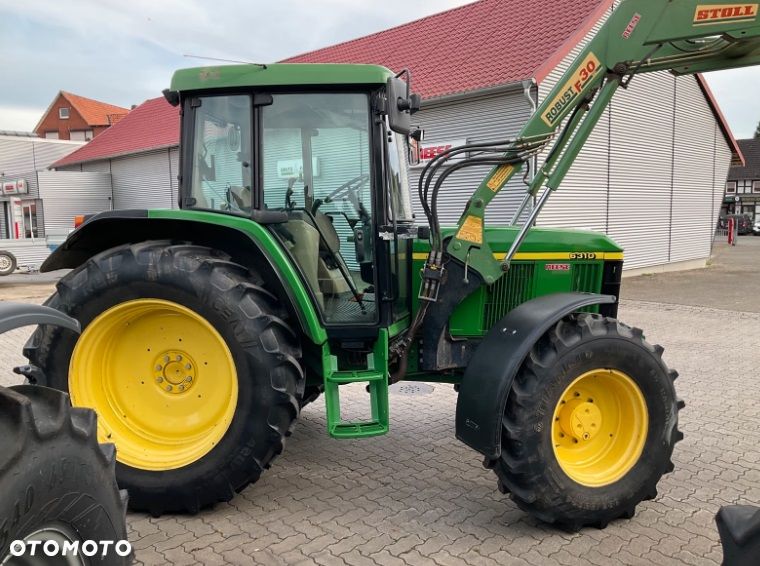 John Deere 6310 Zawiera łopatę i ładowacz czołowy, ROK 2000