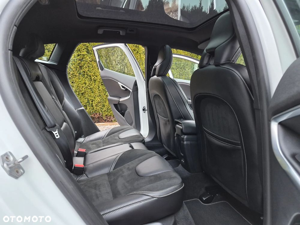 Volvo V40 D4 RDesign - 20