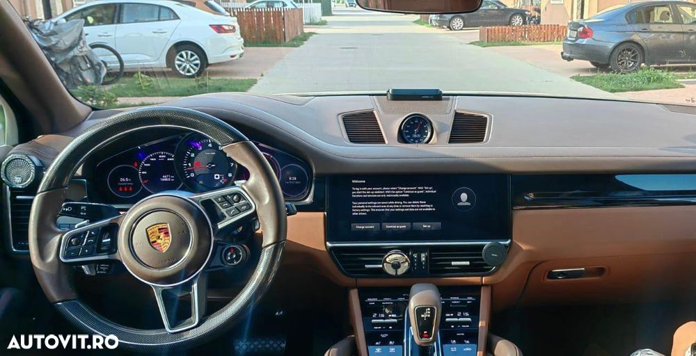 Porsche Cayenne Standard - 2