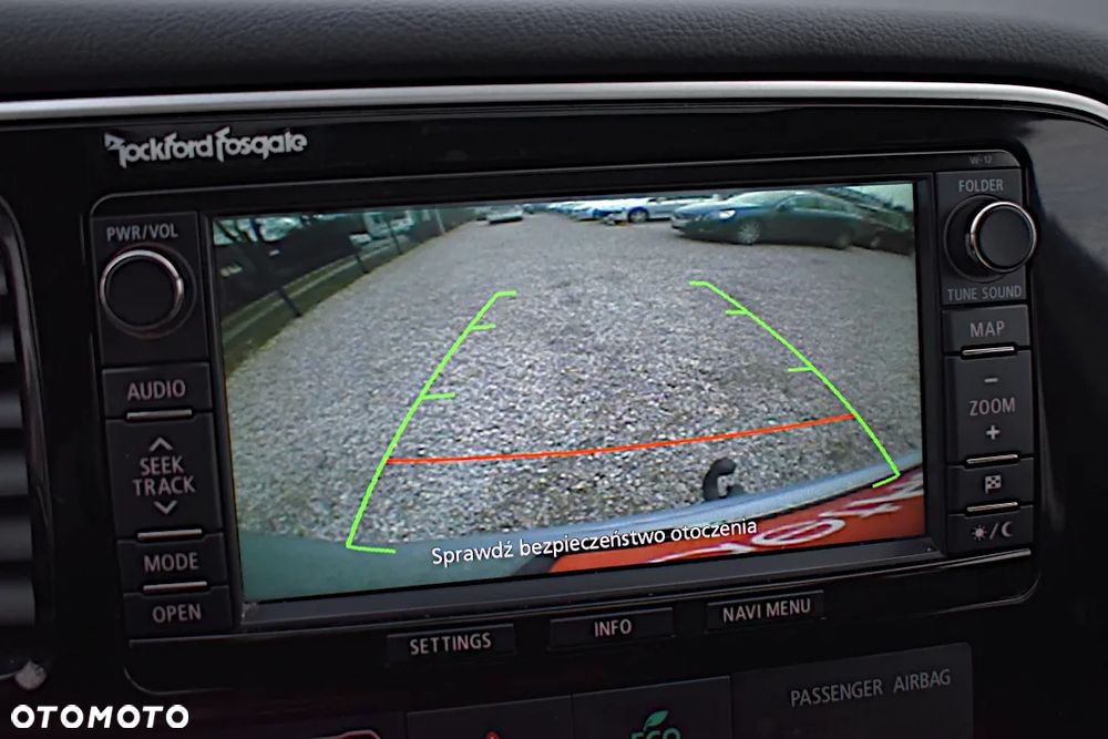 Mitsubishi Outlander 2.0 4WD - 22