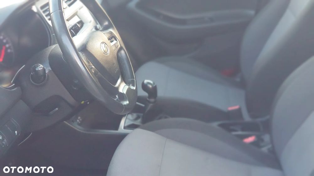 Hyundai i20 1.2 - 21