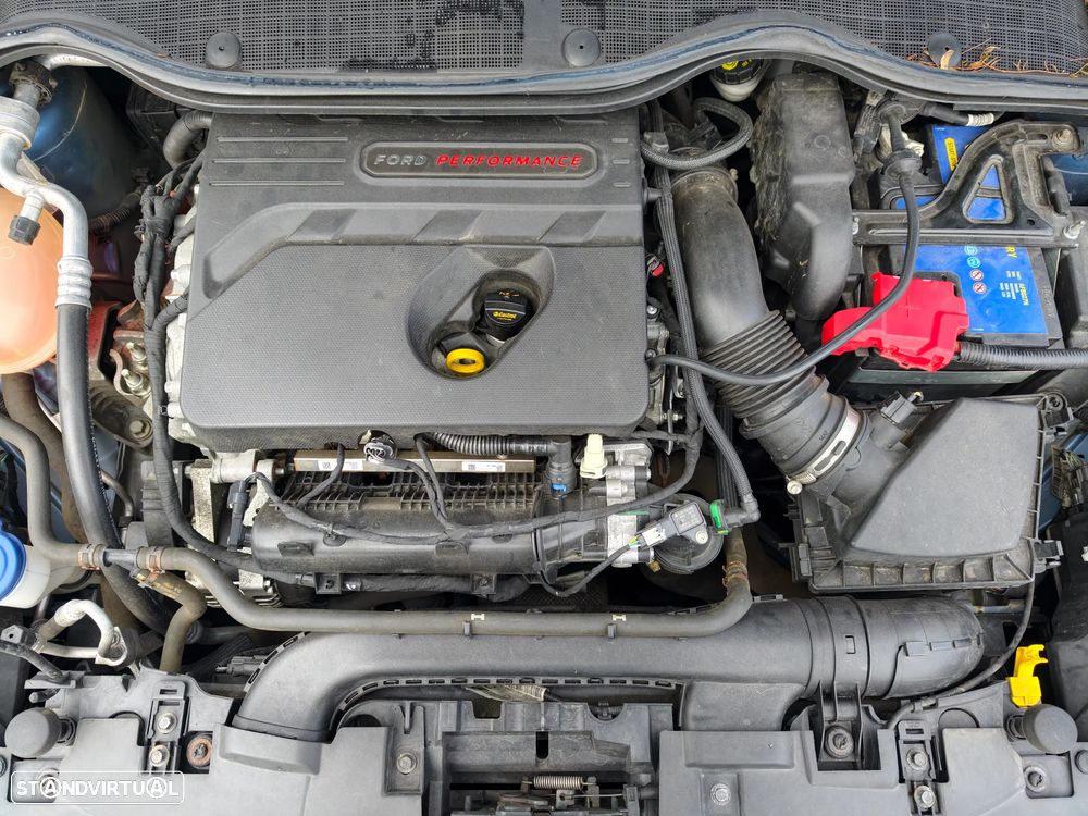 Ford Fiesta 1.5 EcoBoost ST - 13