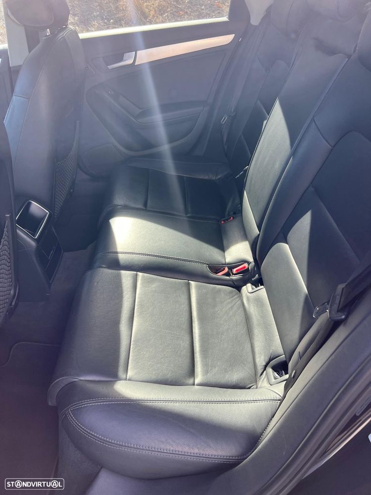 Audi A4 Allroad 2.0 TDi quattro Advance S tronic - 11