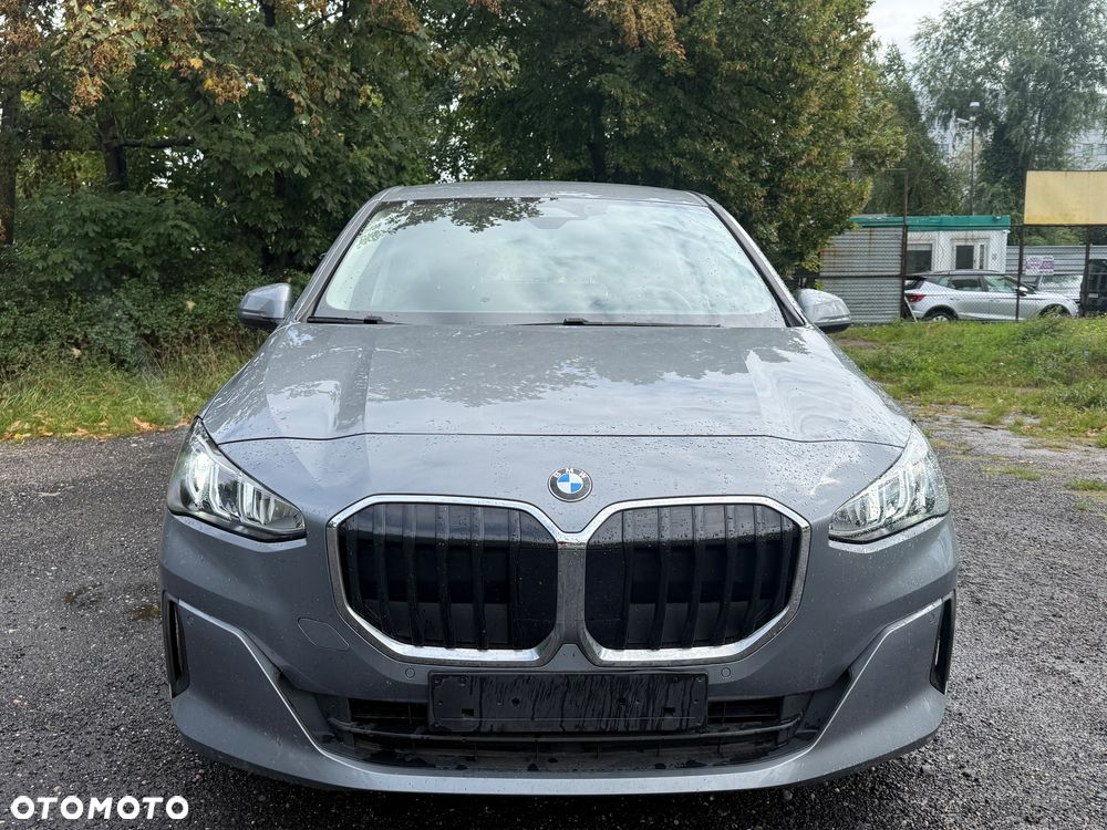 BMW Seria 2 218d - 2