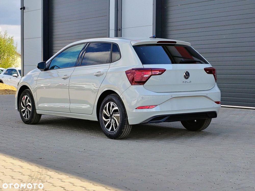 Volkswagen Polo - 4