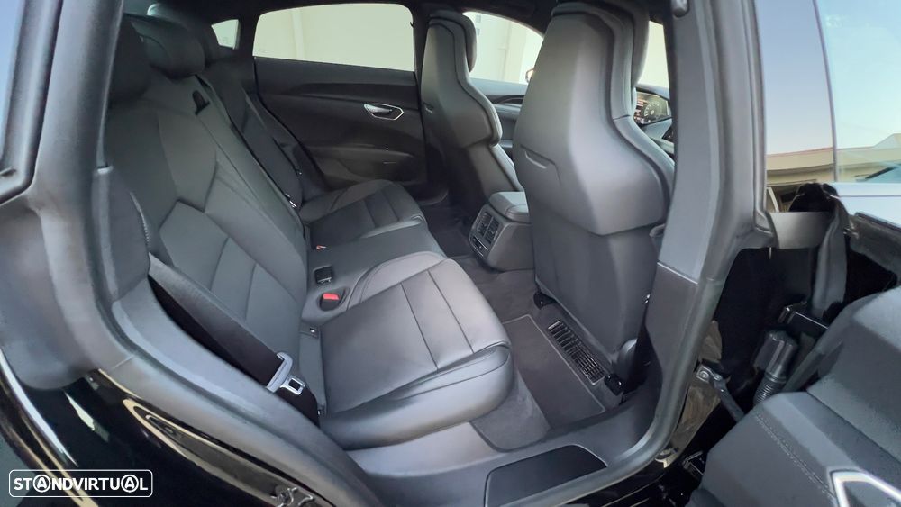 Audi e-tron GT quattro - 45