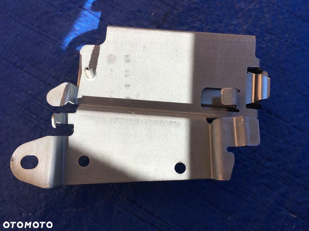 Mercedes W213 Moduł Sterownik Wzmacniacz Anteny A1569050902 - 2
