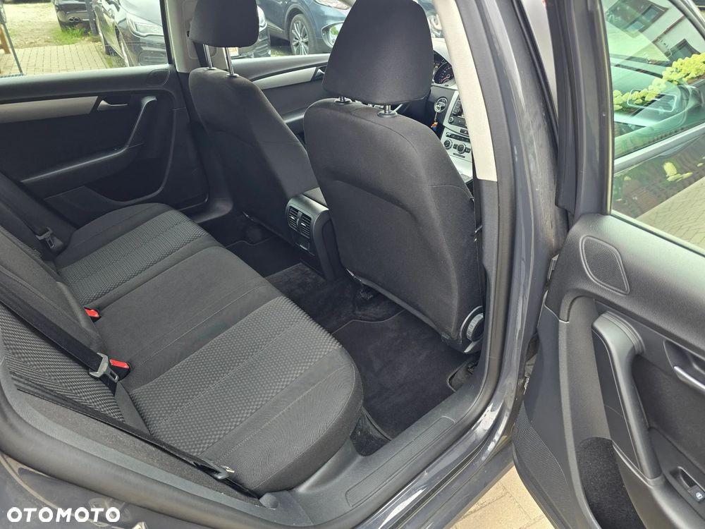 Volkswagen Passat Variant - 10