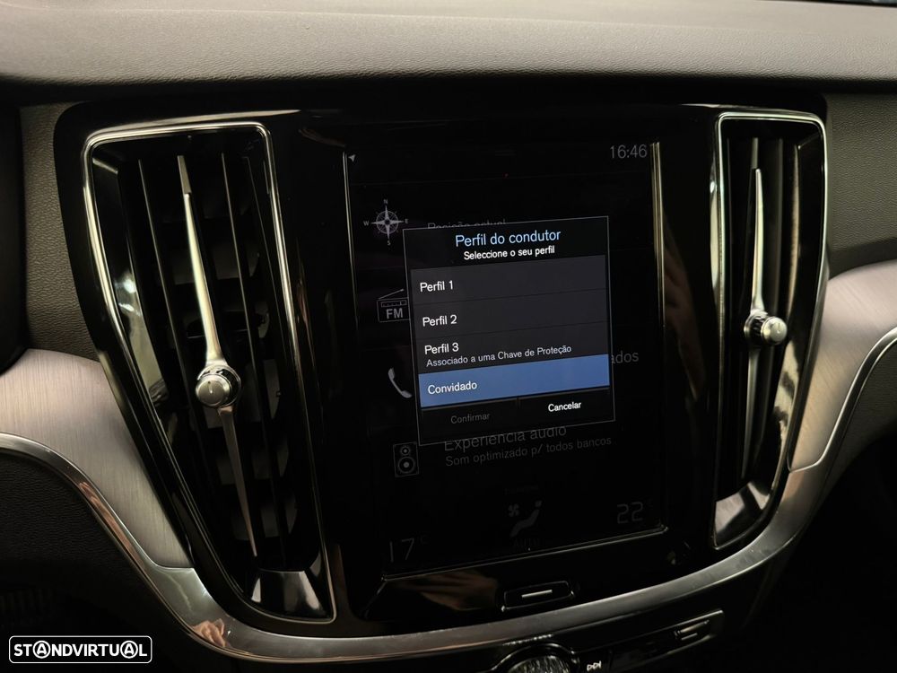 Volvo V60 2.0 T6 AWD TE R-Design Expression - 53