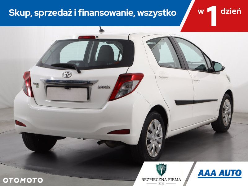 Toyota Yaris - 6