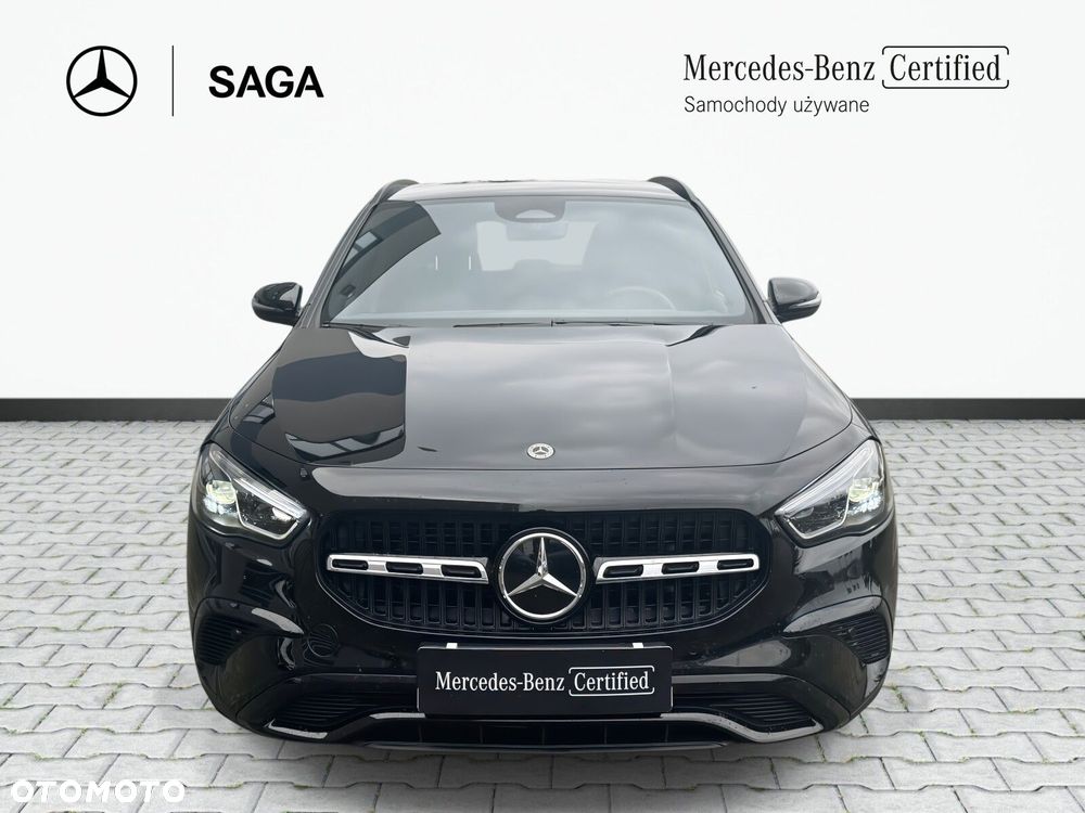 Mercedes-Benz GLA - 2
