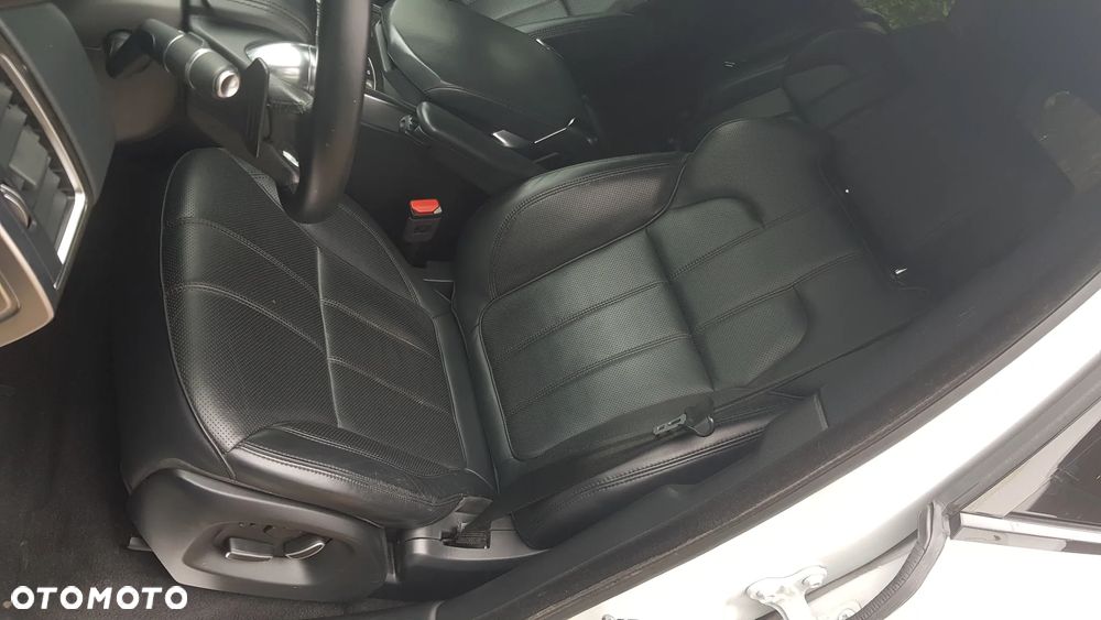 Land Rover Range Rover Sport - 11